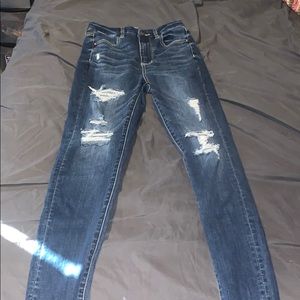 american eagle distressed skinny jeans